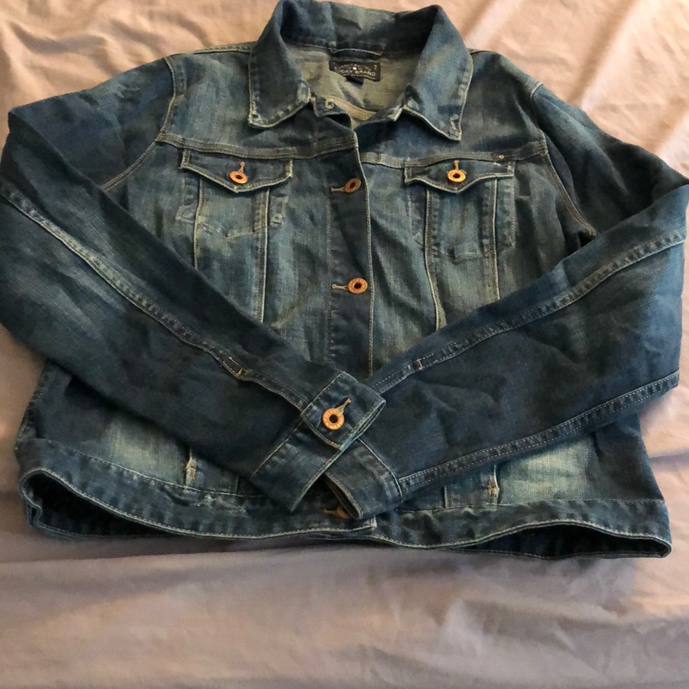 Lucky Brand Woman’s Size Large Jean Jacket